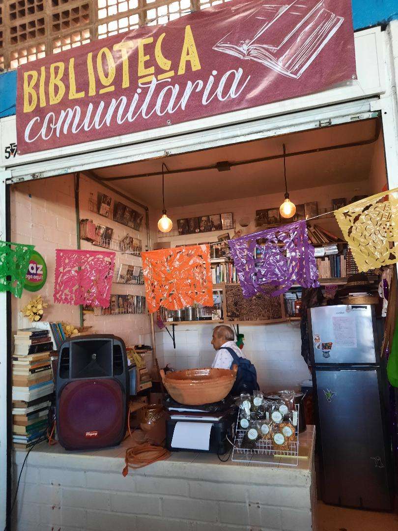 ¡Pásele, prestamos y regalamos libros!