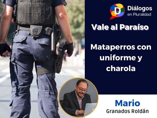 Mataperros con uniforme y charola